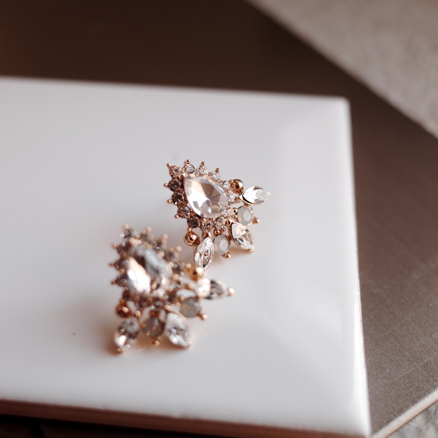 Chou Weddings Machi Bling Stone Silver Earrings St