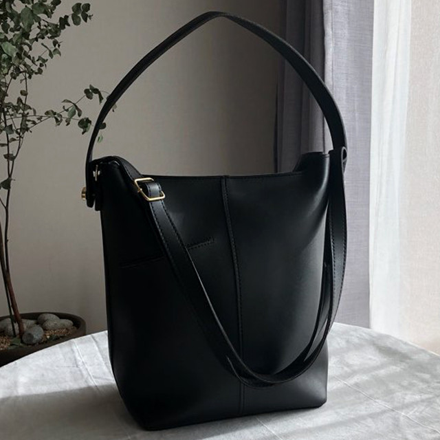 <b><p>Mini pocket dly bag shoulder be comfortable</p></b><b><p>ミニポケットデイリーショルダーバッグバケットバッグ快適なルック手軽流行のないベーシックカジュアルシン</p></b><br /><br /><p align='center'>