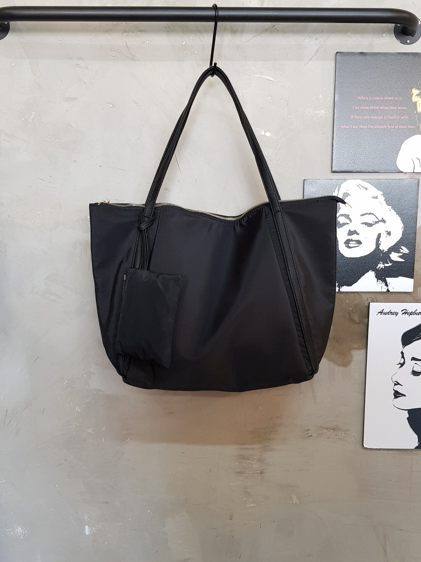 <b><p>Suit Casual Shoulder Bag Jewely Dai Puffy</p></b><b><p>スーツカジュアルショルダーバッグジュエルデイリーショーポベク20女性のバッグ30代</p></b><br /><br /><p align='center'>