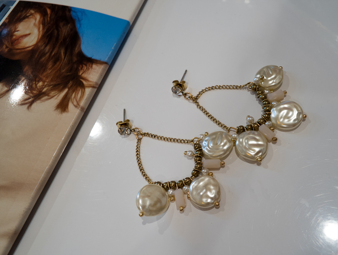 Mother of Pearl Earrings Luxury Styling Chic Moder
