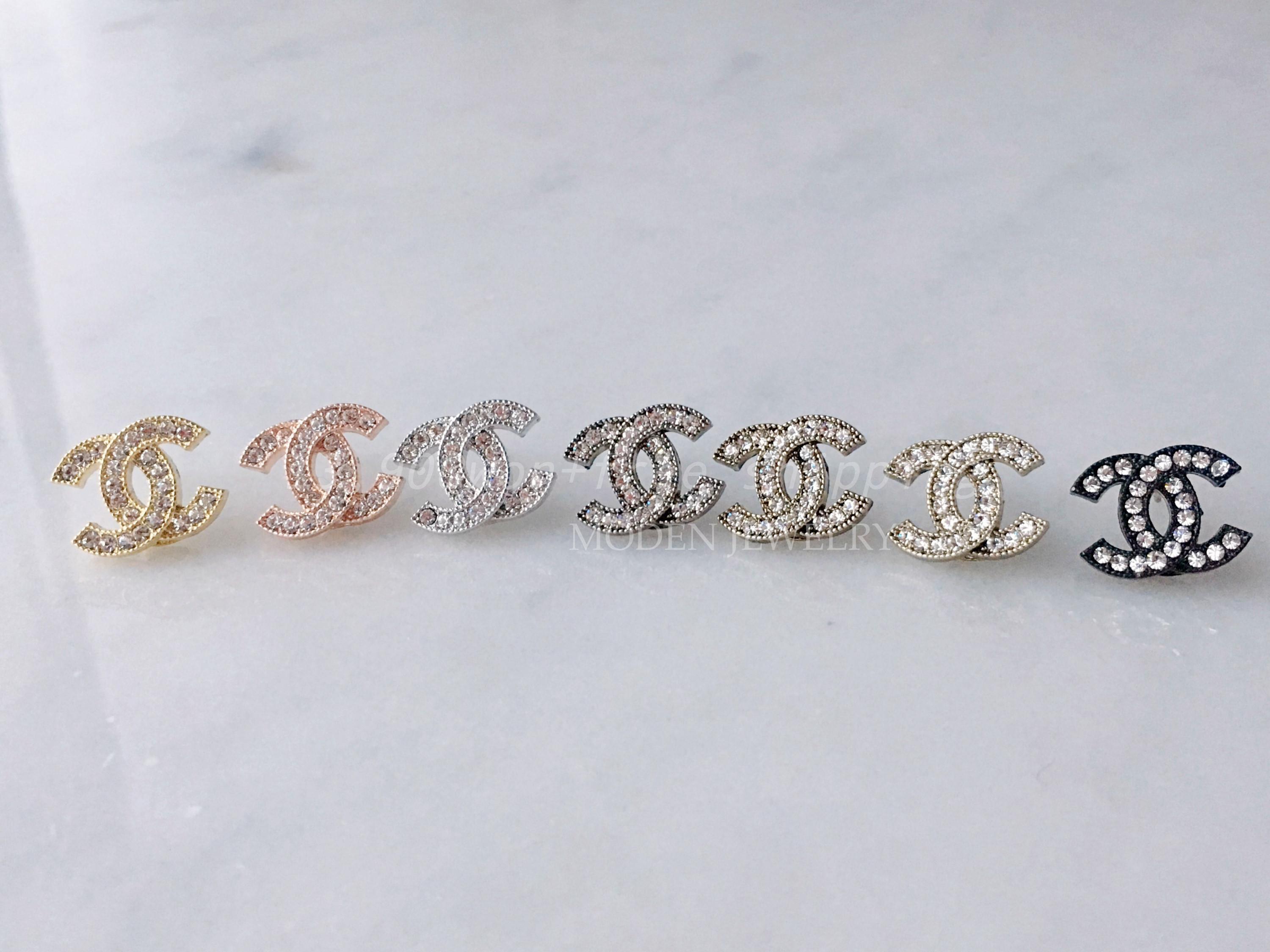 Cs Logo Earring Basic Signature Classic Design