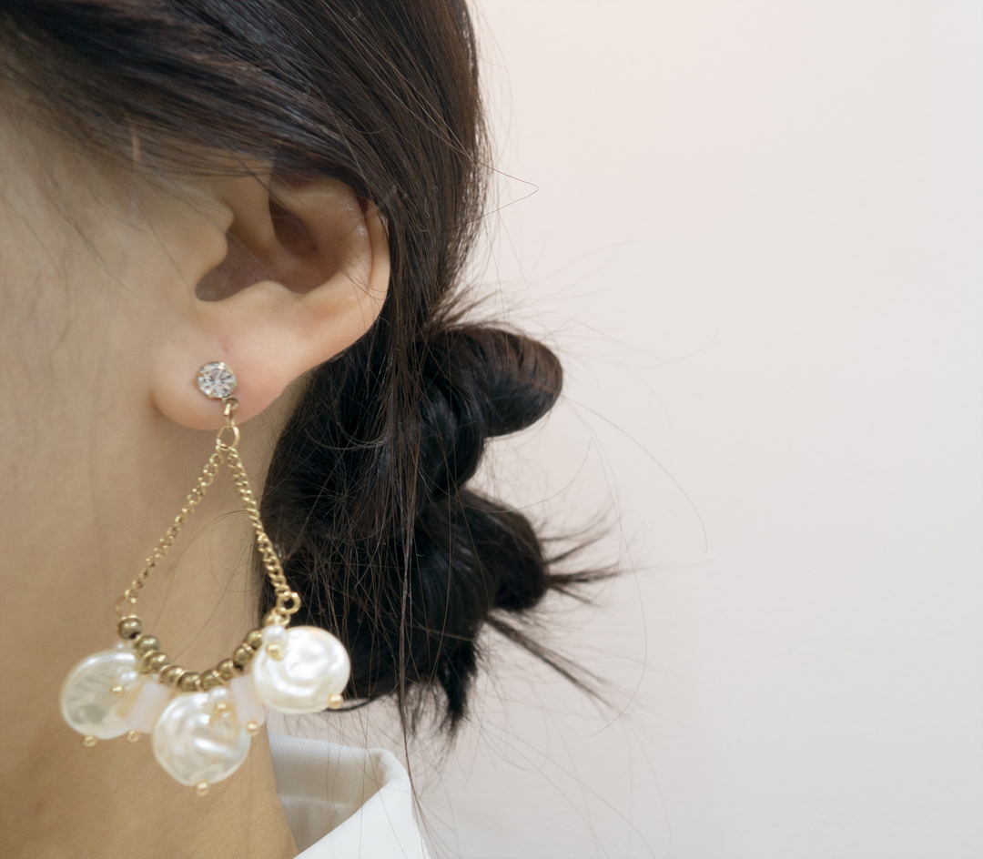 Mother of Pearl Earrings Luxury Styling Chic Moder