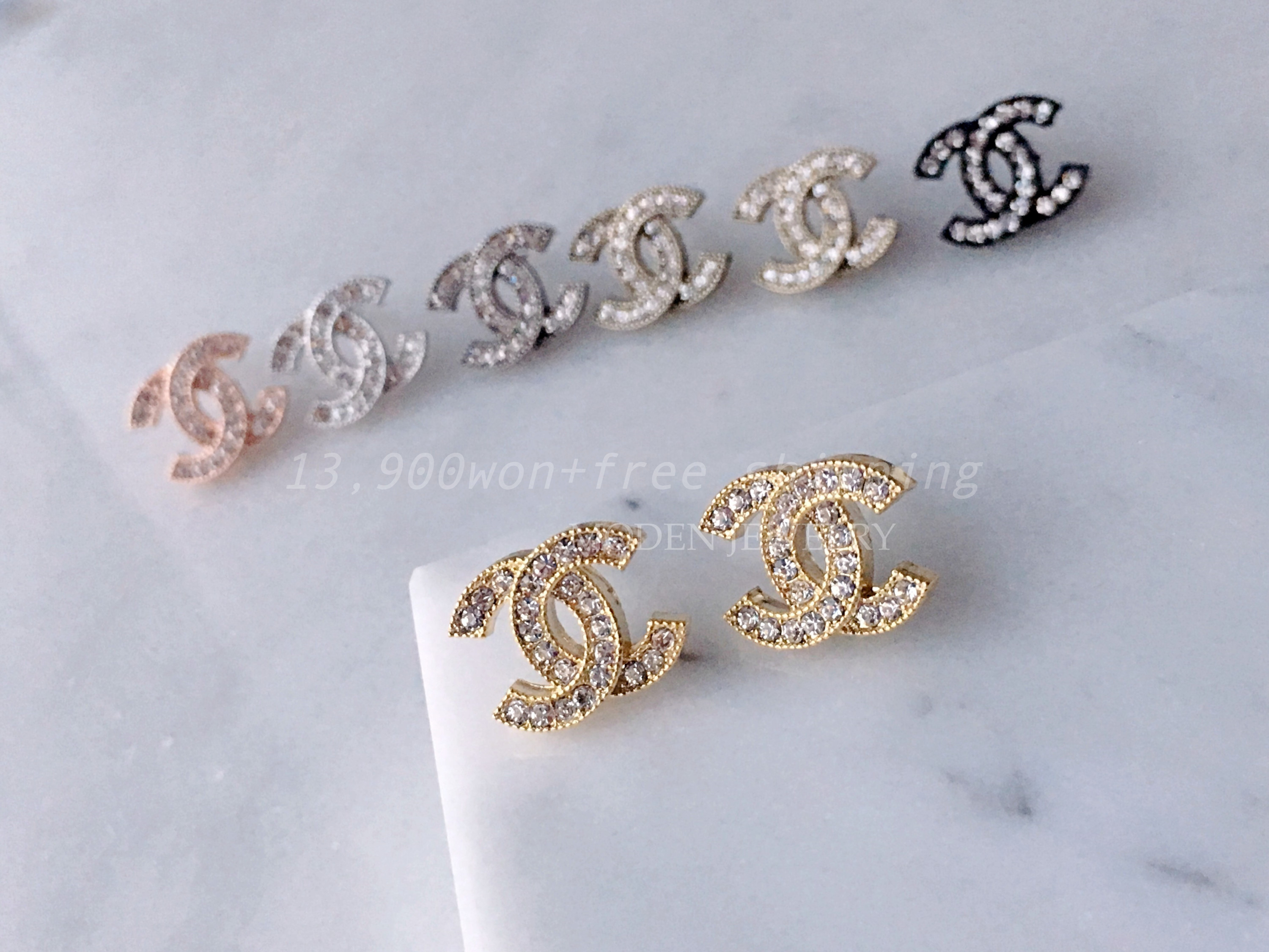 Cs Logo Earring Basic Signature Classic Design