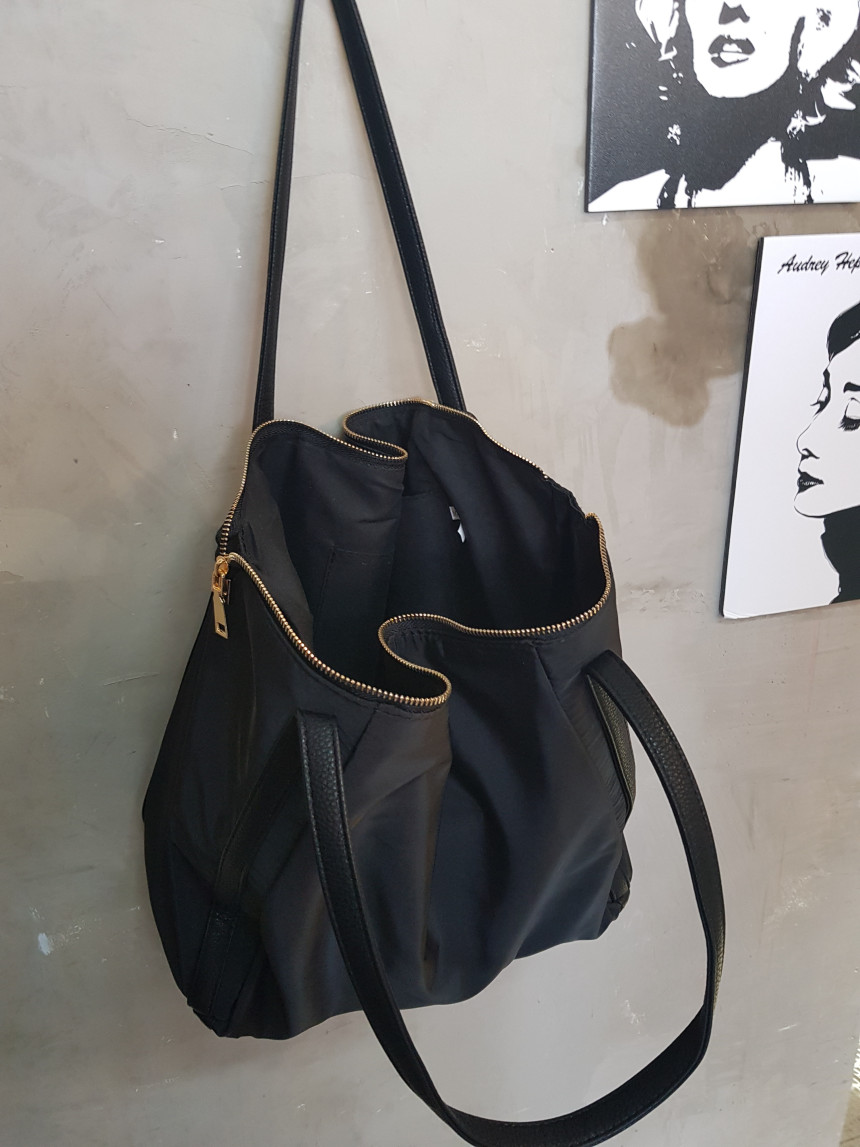 <b><p>Suit Casual Shoulder Bag Jewely Dai Puffy</p></b><b><p>スーツカジュアルショルダーバッグジュエルデイリーショーポベク20女性のバッグ30代</p></b><br /><br /><p align='center'>