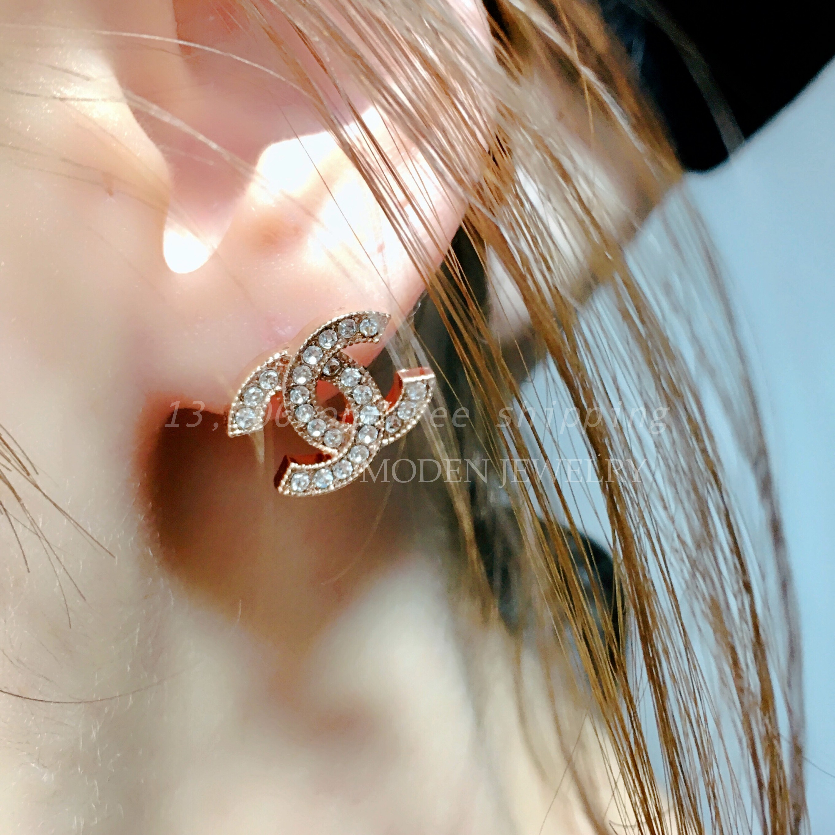 Cs Logo Earring Basic Signature Classic Design