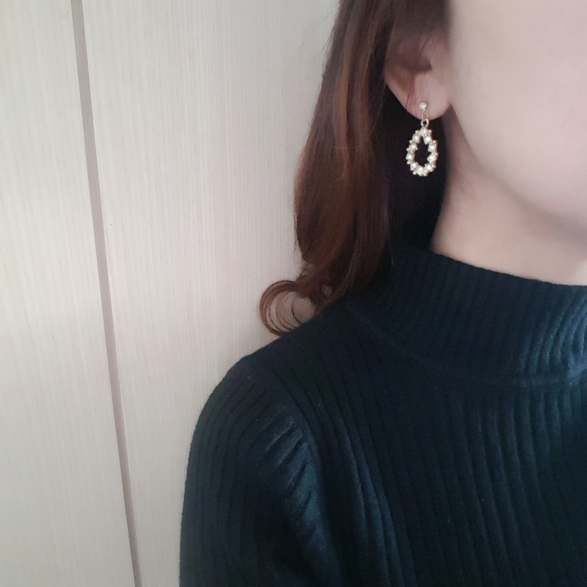 Jewelry Drop Earrings Classical Gentleman Look Bol