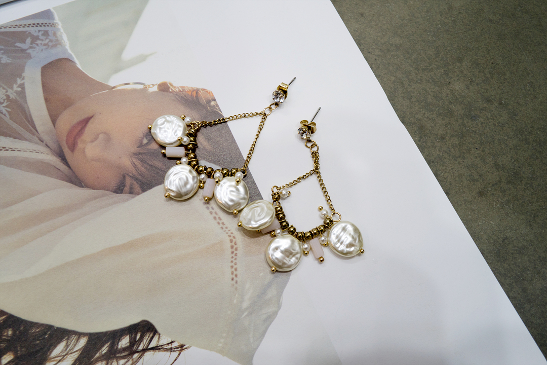 Mother of Pearl Earrings Luxury Styling Chic Moder