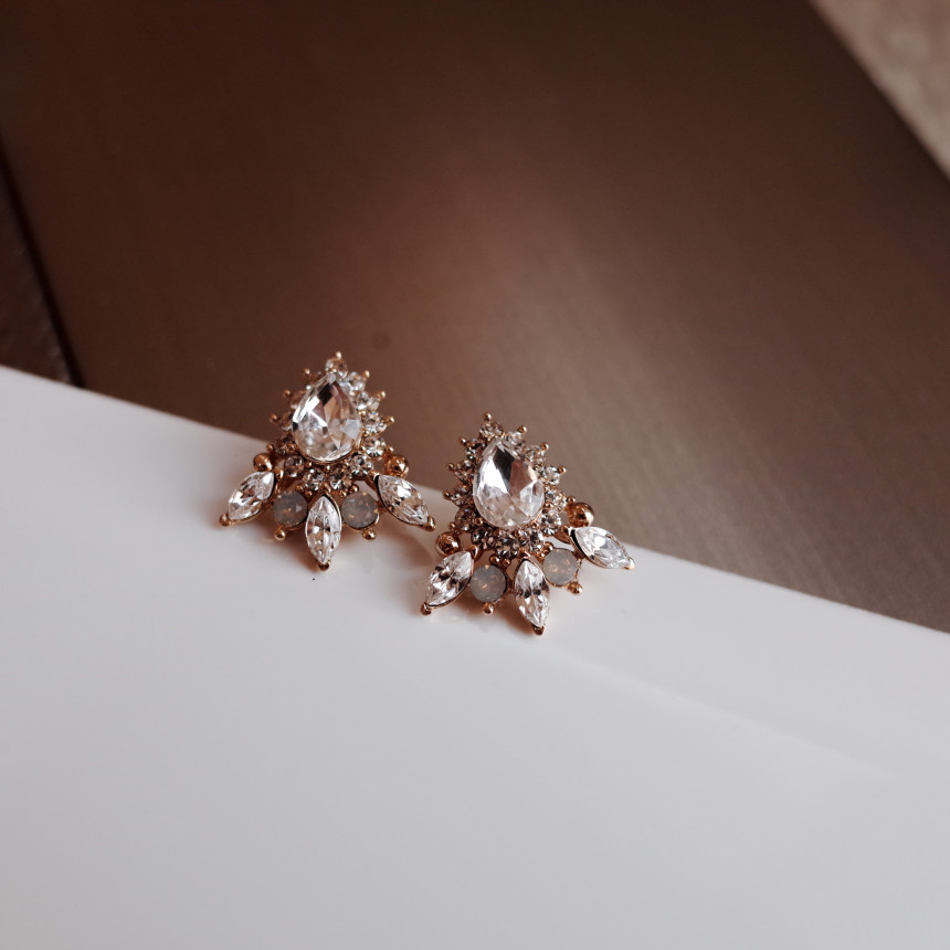 Chou Weddings Machi Bling Stone Silver Earrings St