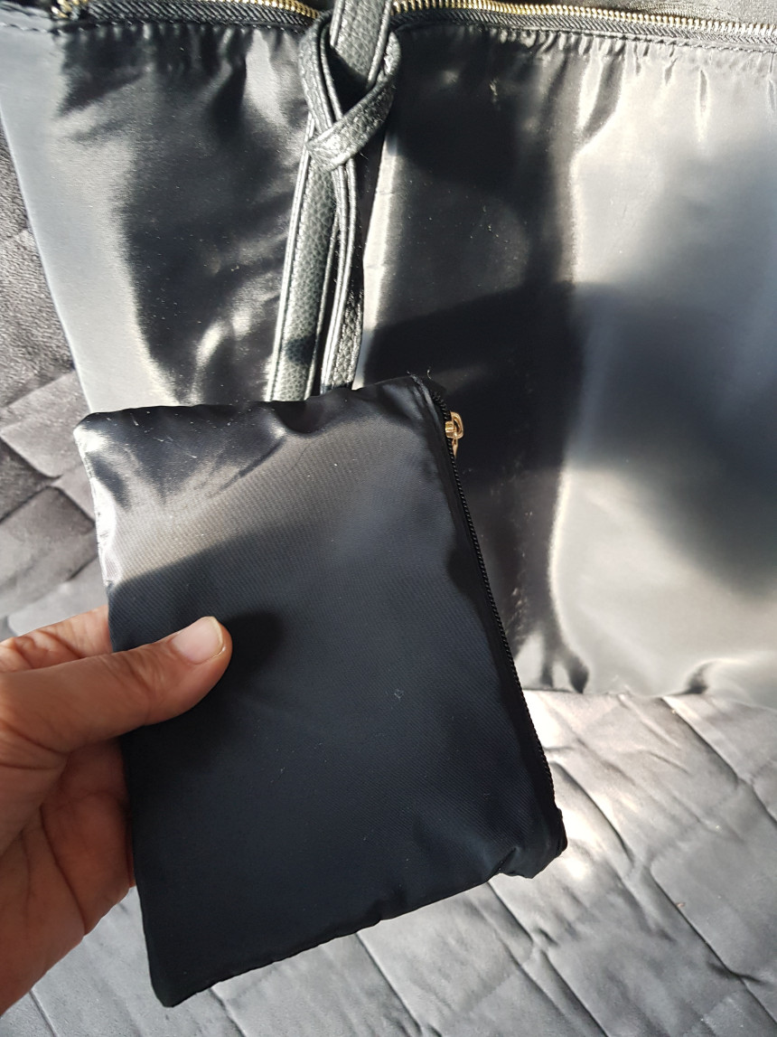 <b><p>Suit Casual Shoulder Bag Jewely Dai Puffy</p></b><b><p>スーツカジュアルショルダーバッグジュエルデイリーショーポベク20女性のバッグ30代</p></b><br /><br /><p align='center'>