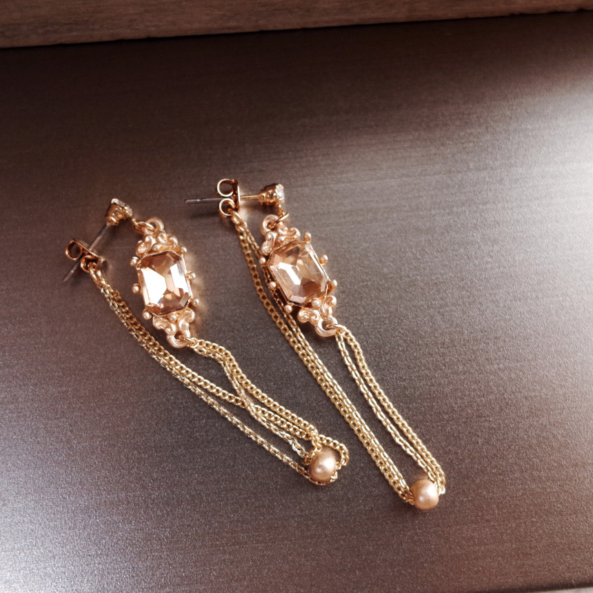 Morris Antique Square Pitch Chain Earrings Stylish