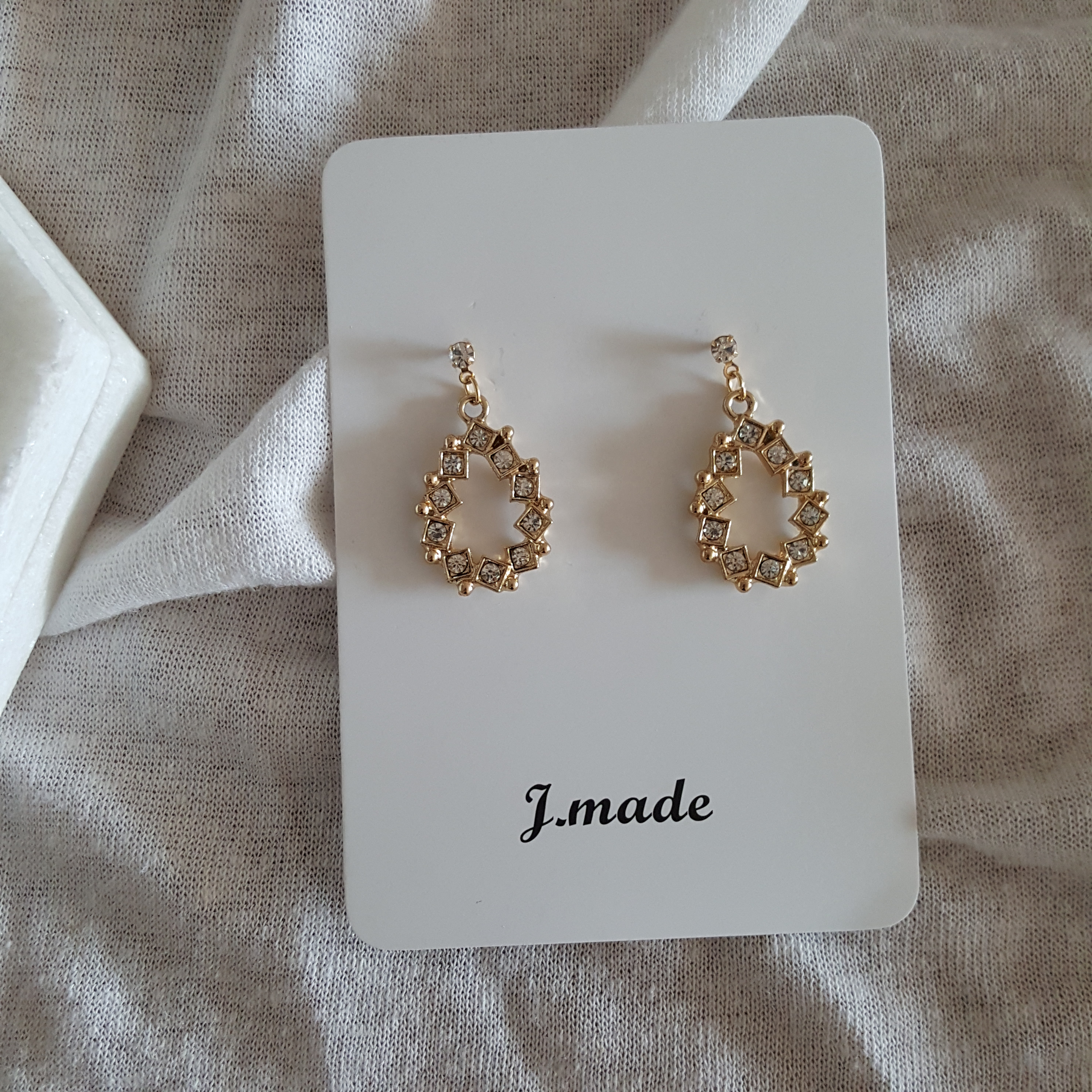 Jewelry Drop Earrings Classical Gentleman Look Bol