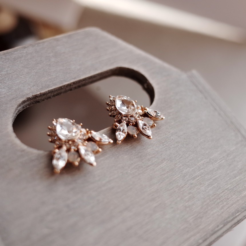 Chou Weddings Machi Bling Stone Silver Earrings St