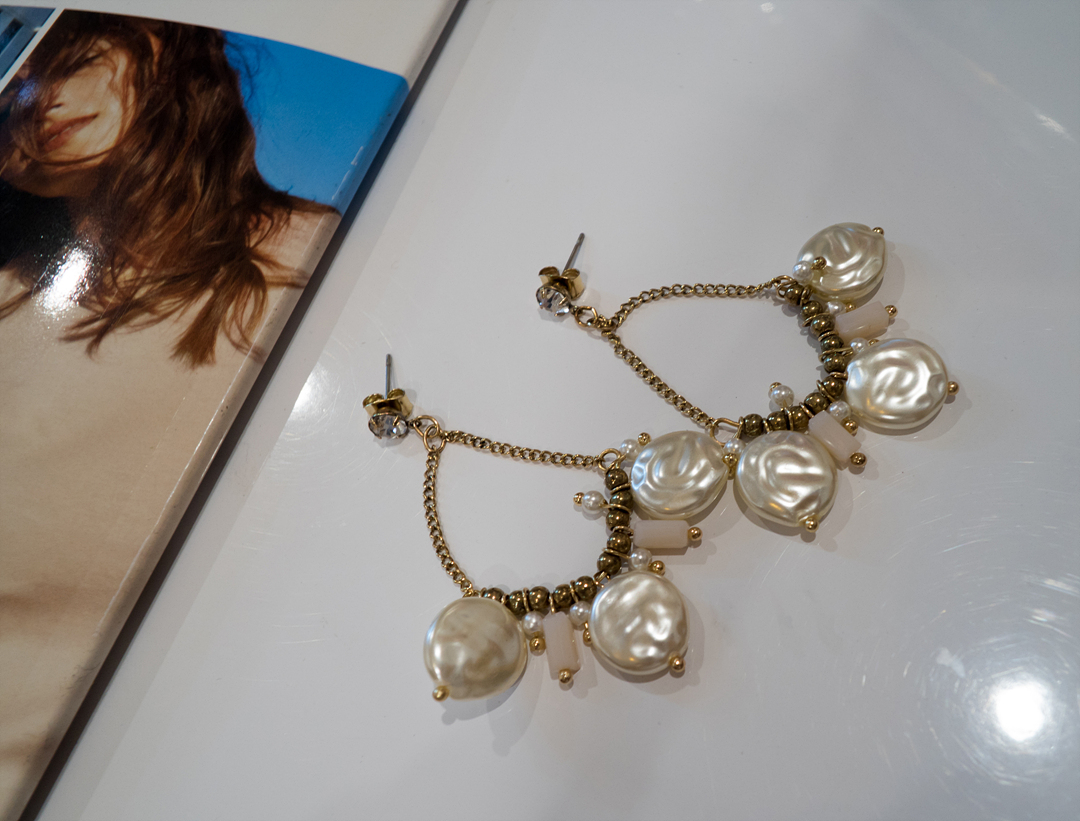 Mother of Pearl Earrings Luxury Styling Chic Moder
