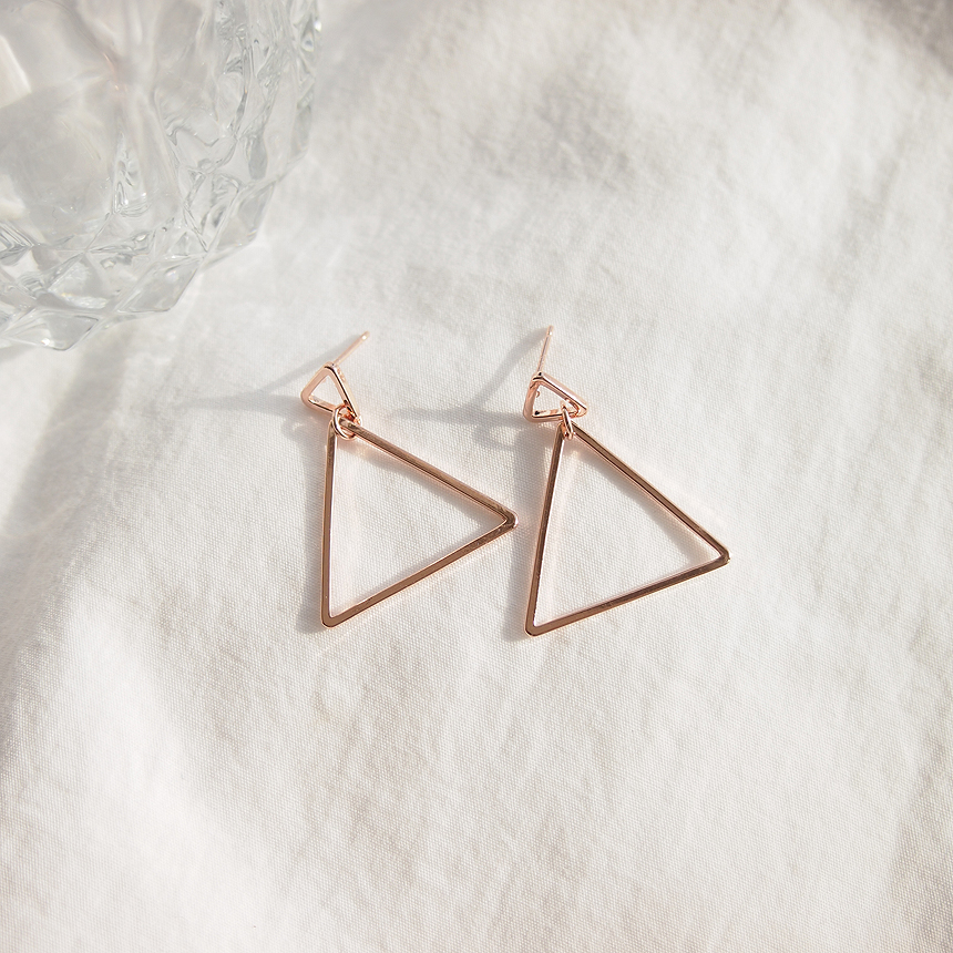 Allergy-free silver-plated triangular drop earring