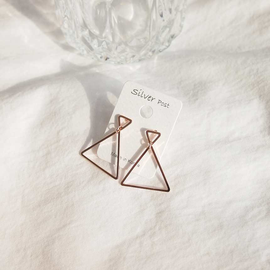 Allergy-free silver-plated triangular drop earring