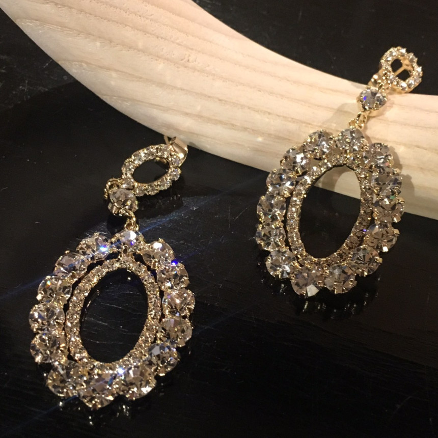 Di Rosa cubic drop earrings Wedding coordination B