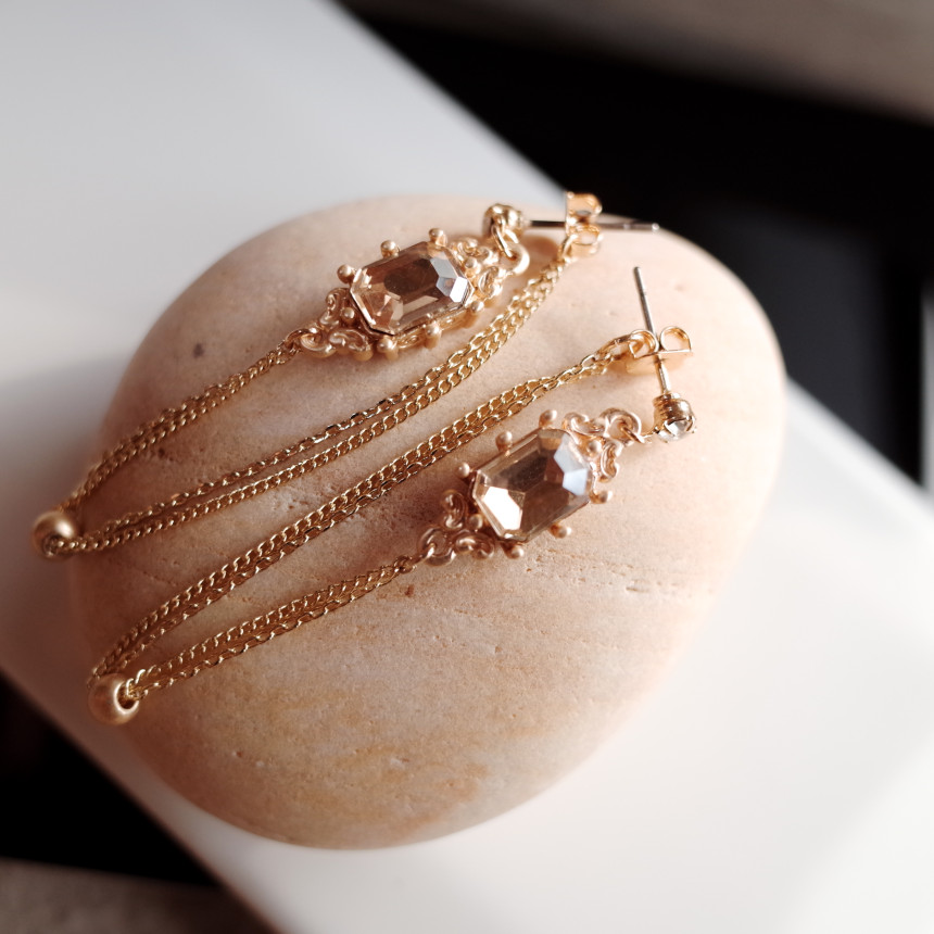 Morris Antique Square Pitch Chain Earrings Stylish