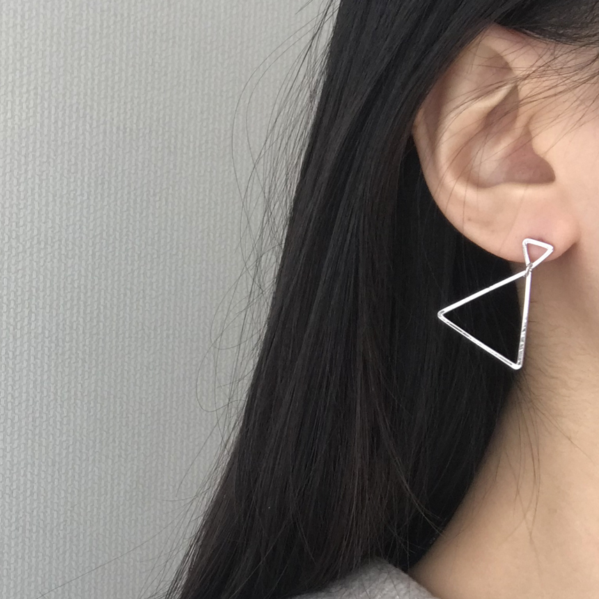 Allergy-free silver-plated triangular drop earring
