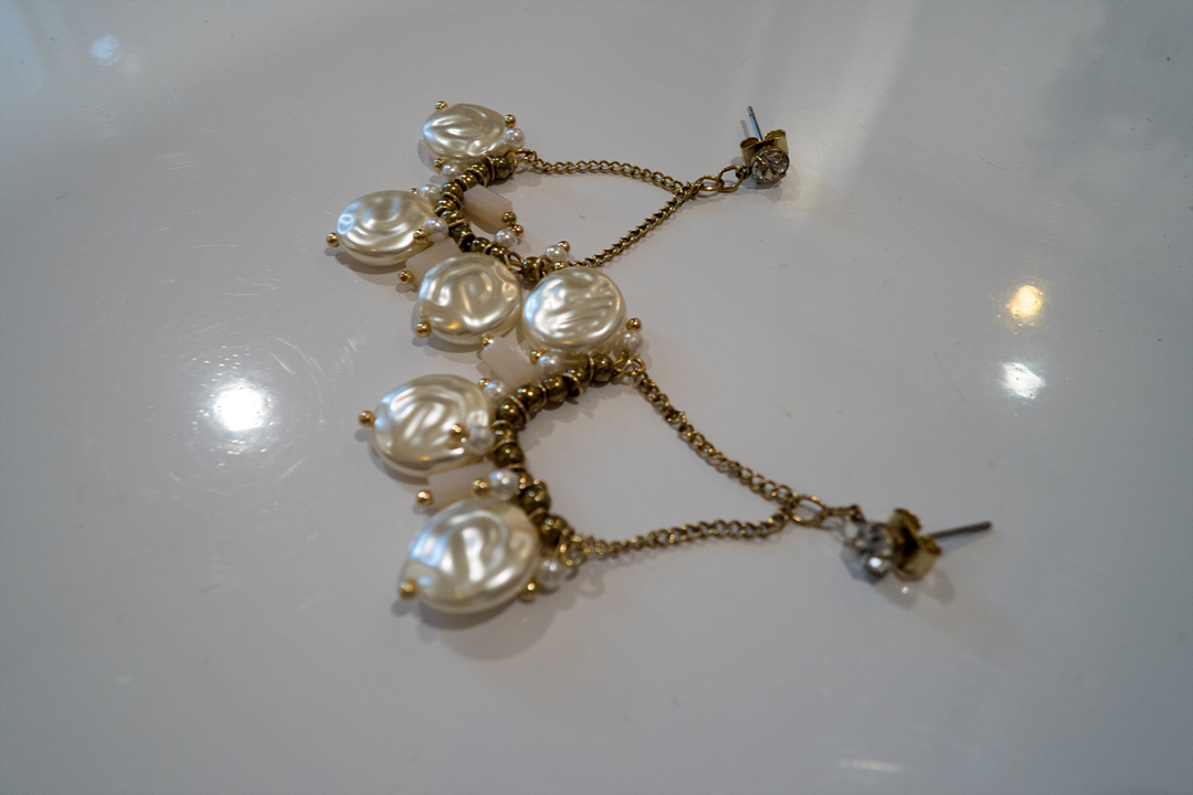 Mother of Pearl Earrings Luxury Styling Chic Moder