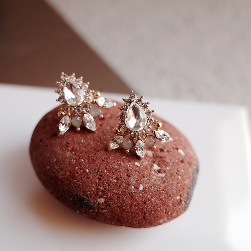 Chou Weddings Machi Bling Stone Silver Earrings St