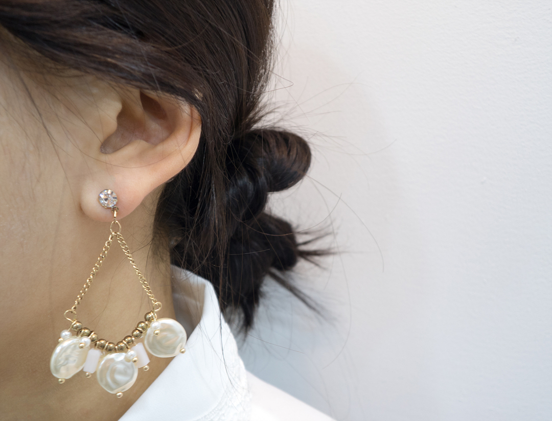 Mother of Pearl Earrings Luxury Styling Chic Moder