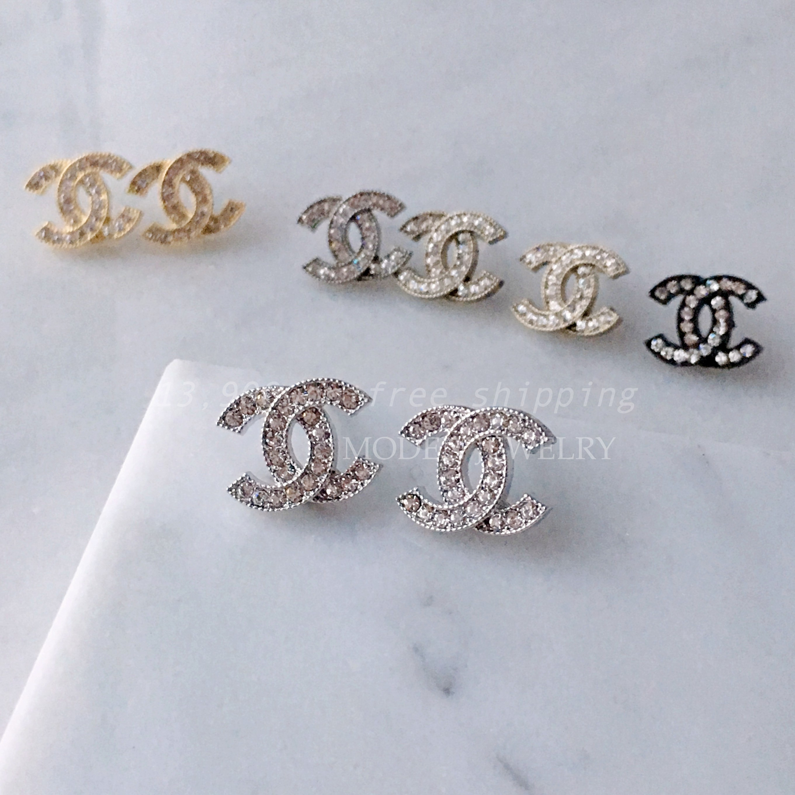 Cs Logo Earring Basic Signature Classic Design