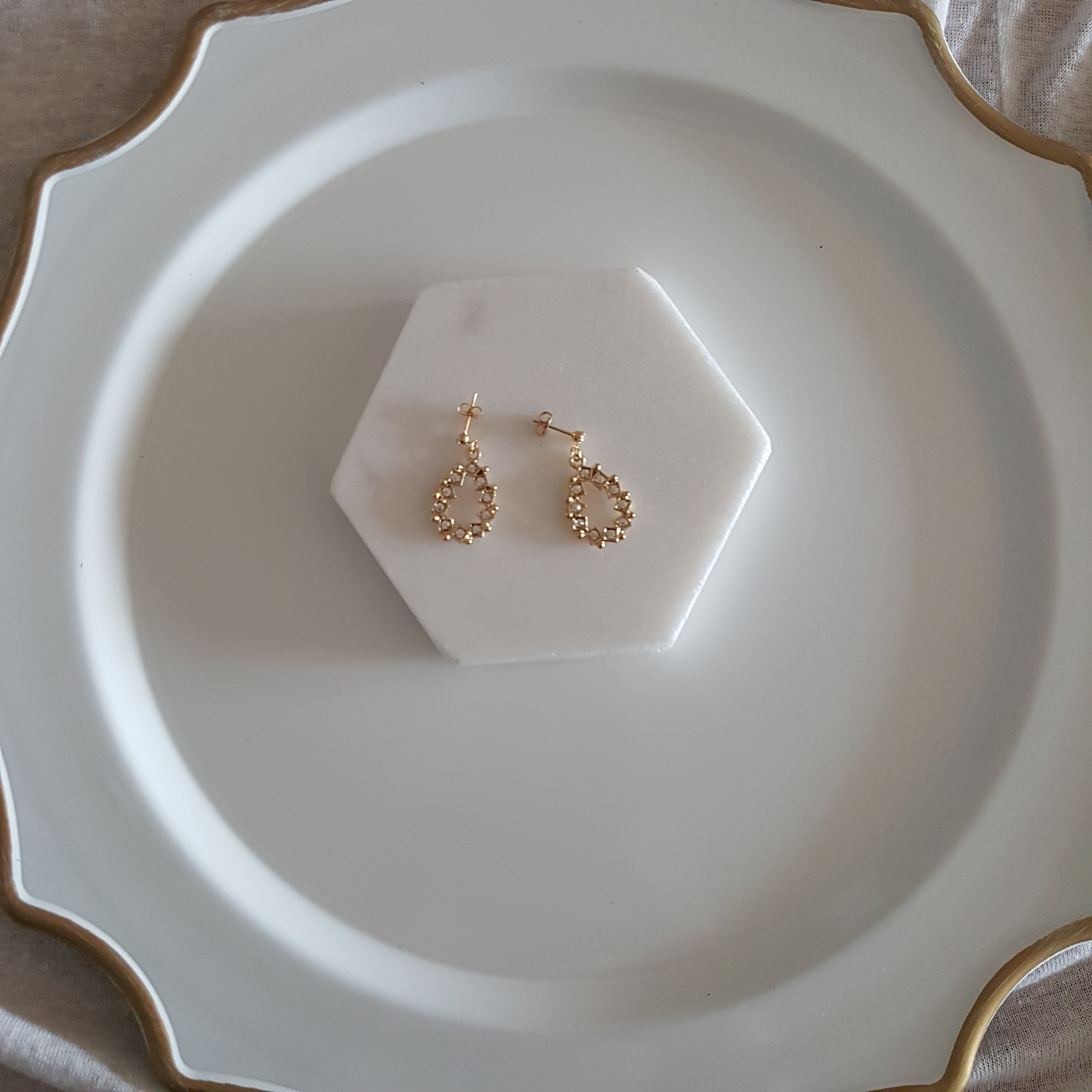 Jewelry Drop Earrings Classical Gentleman Look Bol