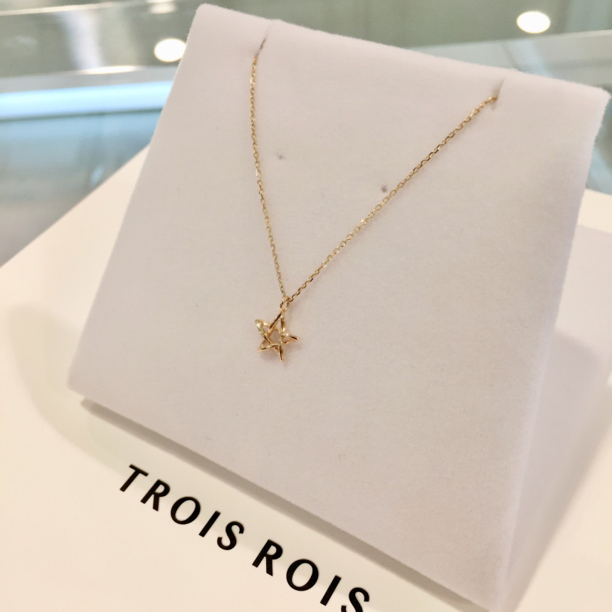 Tua Hua 14K Star Necklace TT0033