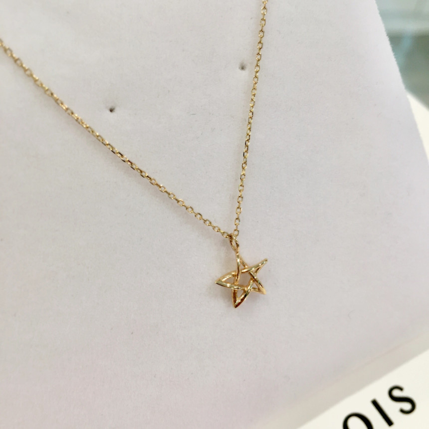Tua Hua 14K Star Necklace TT0033