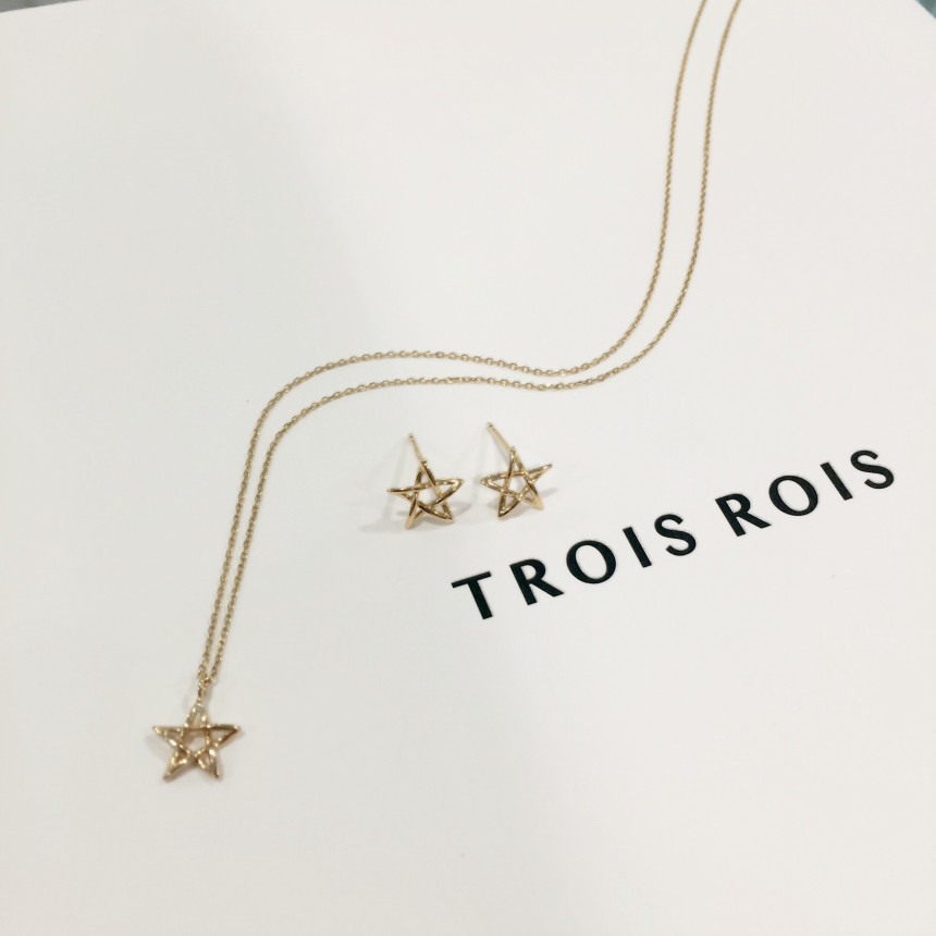 Tua Hua 14K Star Necklace TT0033