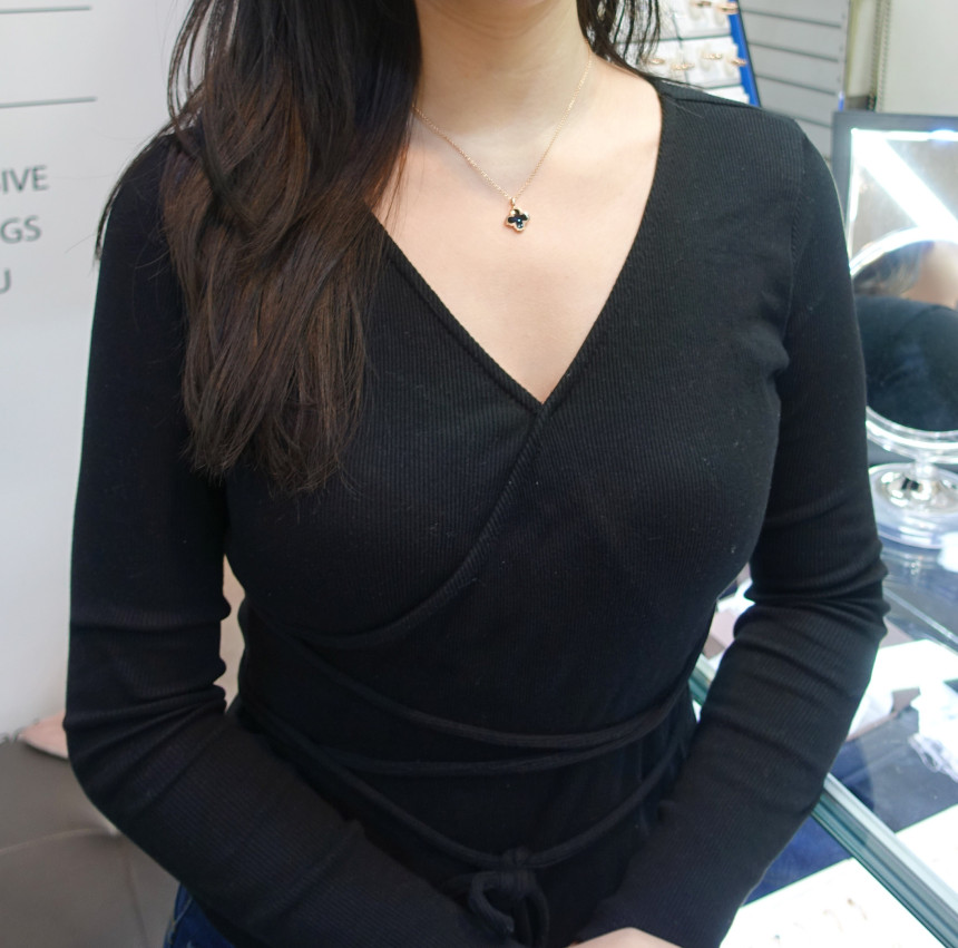 Onyx Four Leaf Clover Necklace Feminine fashionabl