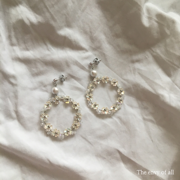 Free Shipping Zircon Circle Antique Earrings Flowe