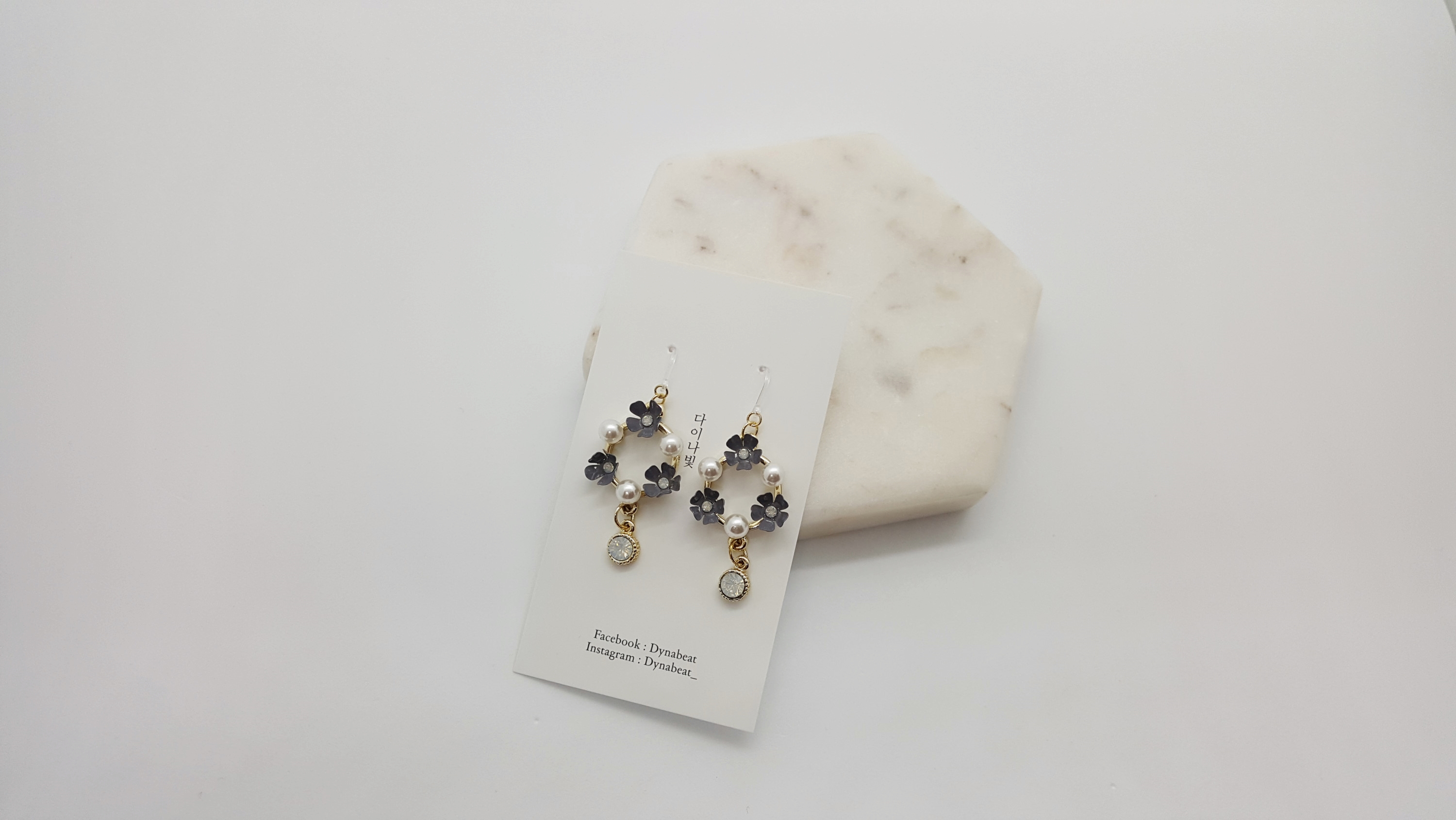 Dyna Light Ultra Violet Earrings Silicone Workwear