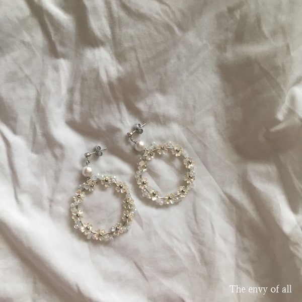 Free Shipping Zircon Circle Antique Earrings Flowe