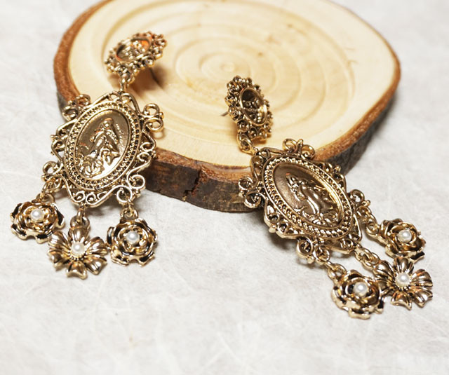 Triple Flower Antique Earrings Bold Twenties Femal