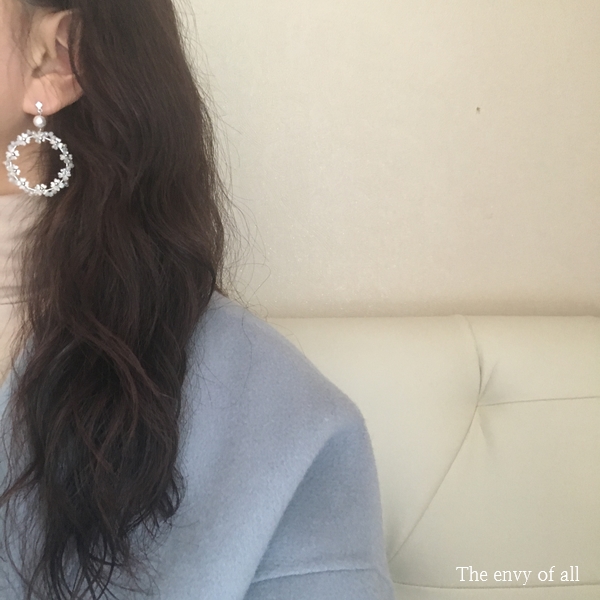 Free Shipping Zircon Circle Antique Earrings Flowe