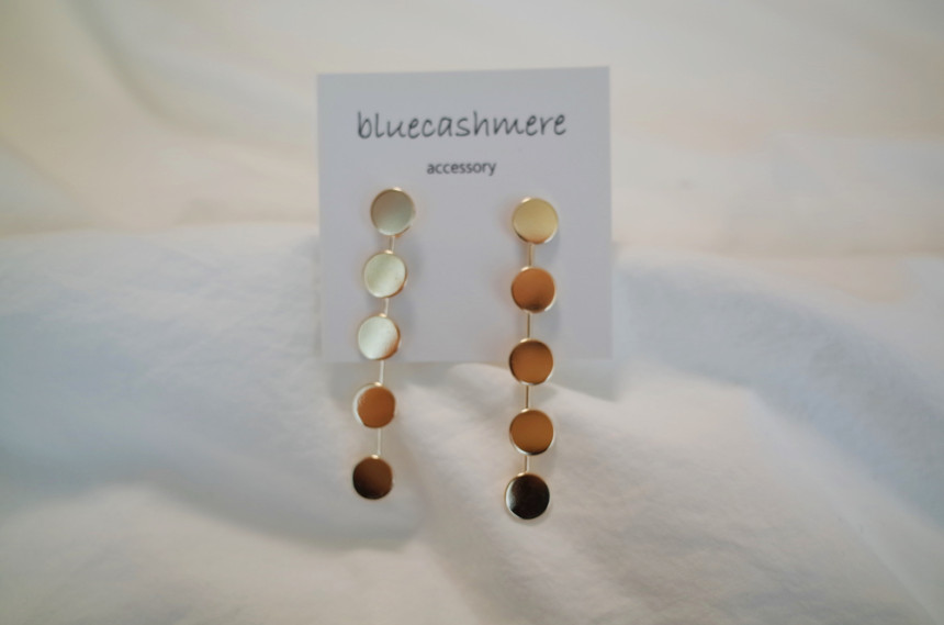 Gold Circle Drop Earrings Luxury Feeling Hae Tae H