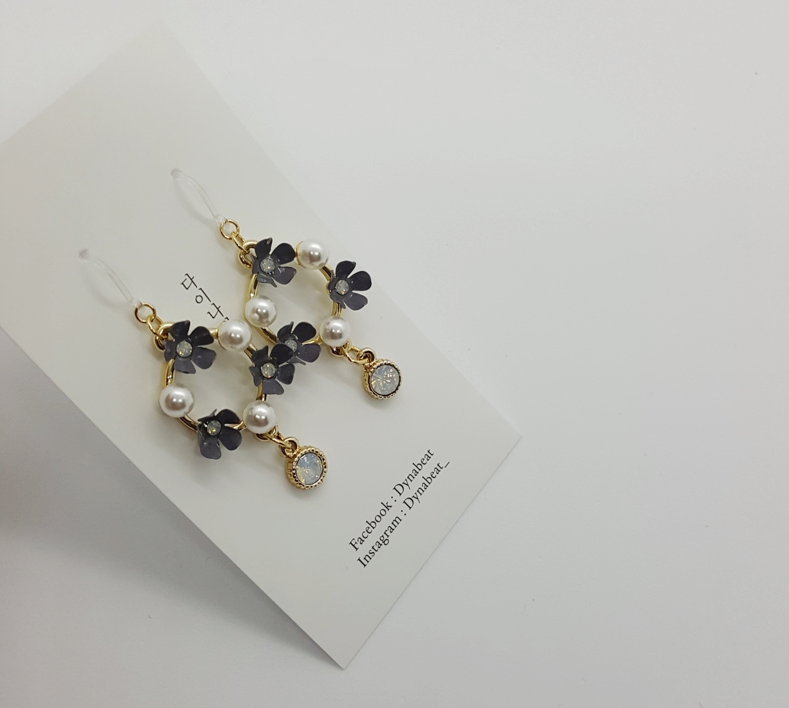 Dyna Light Ultra Violet Earrings Silicone Workwear