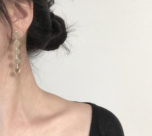 Gold Circle Drop Earrings Luxury Feeling Hae Tae H