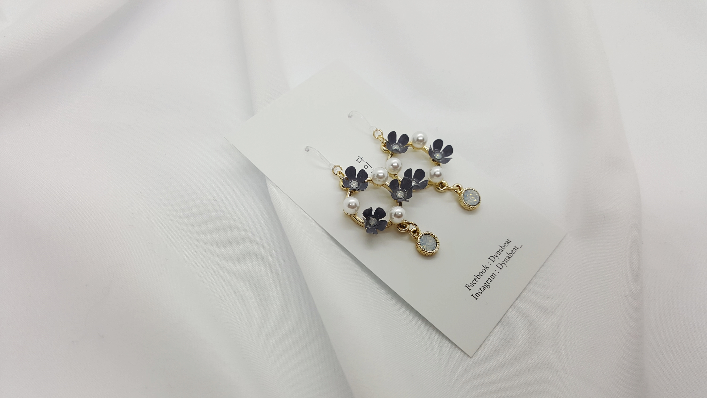 Dyna Light Ultra Violet Earrings Silicone Workwear