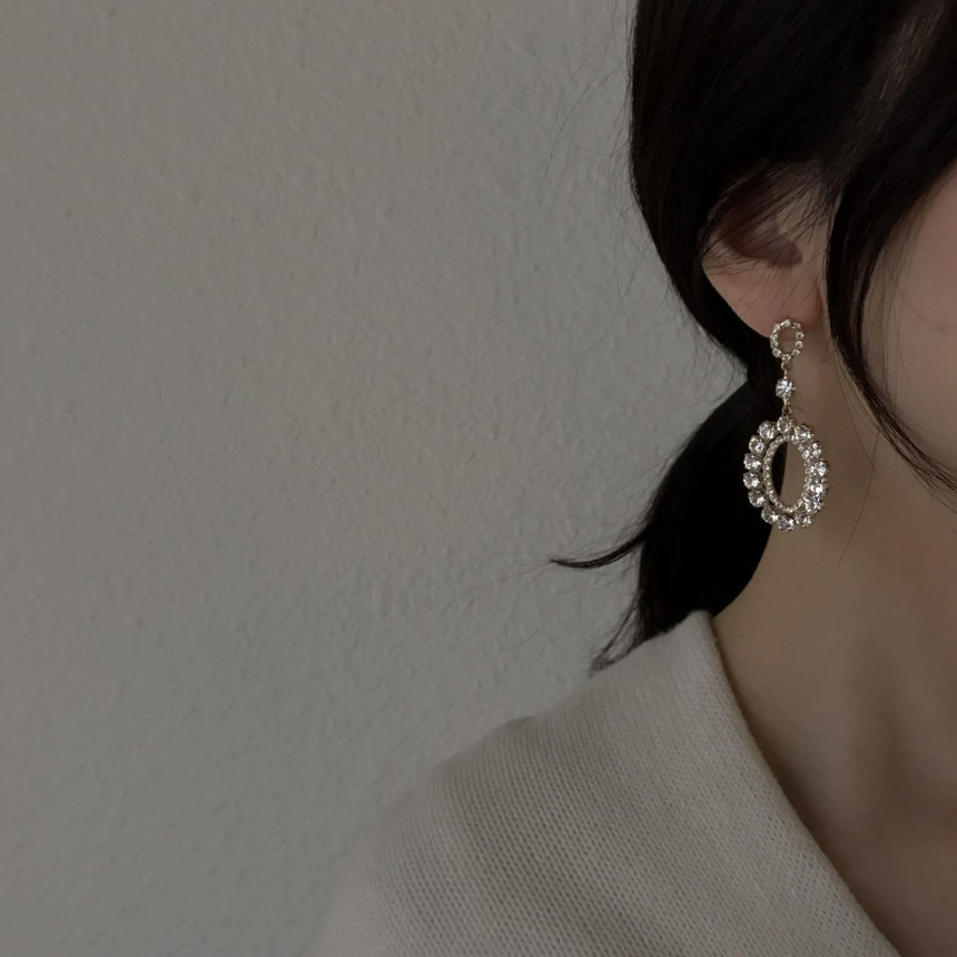 Di Rosa cubic drop earrings Wedding coordination B