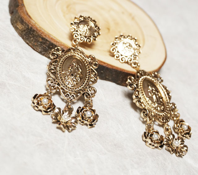 Triple Flower Antique Earrings Bold Twenties Femal