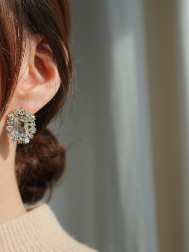 titaniumpost gold antique bold earrings bling blin