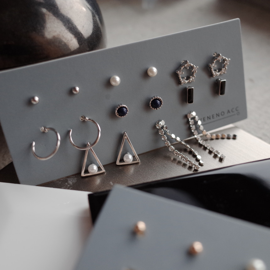 <b><p>16SET Princess earg Stylish Luxuous metal</p></b><b><p>16SET プリンセス イヤグ スタイリッシュな 高級感のある メタル モダンな</p></b><br /><br /><p align='center'>