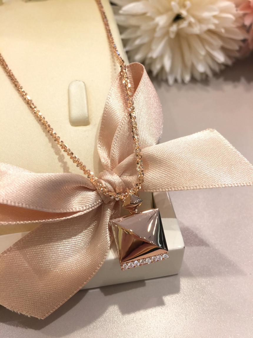 Lloyd's Square Volume Necklace LPP17062 LNC1702