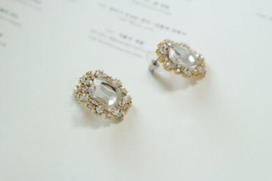 titaniumpost gold antique bold earrings bling blin