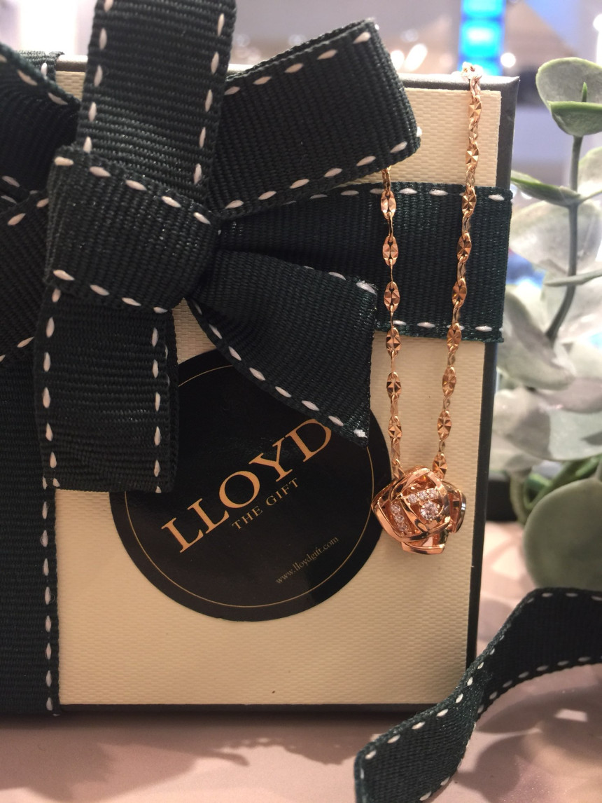 Lloyd Volume Rosette Necklace LPP15002 LNC13178 Ro