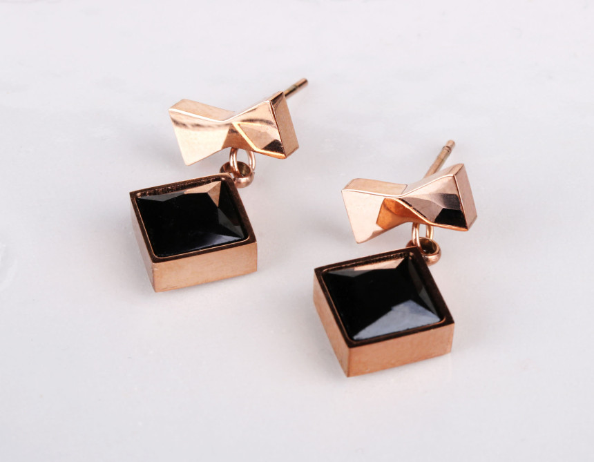 Bolala Ribbon Black Q Rattle Earrings AAA038 Can b