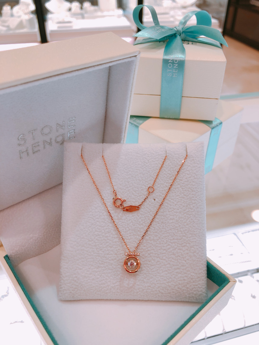 Stonehenge 14K Dancing Stellar Necklace D0004