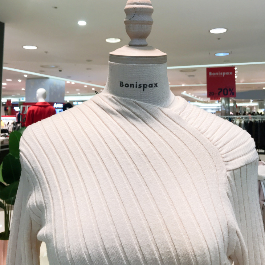 <b><p>Bonnie Sparks Unorgazed Kt T-Shirt BW12KP050</p></b><b><p>見るとスパークス 斜線組織アンバランスニットシャツ BW12KP050 チョルチ</p></b><br /><br /><p align='center'>